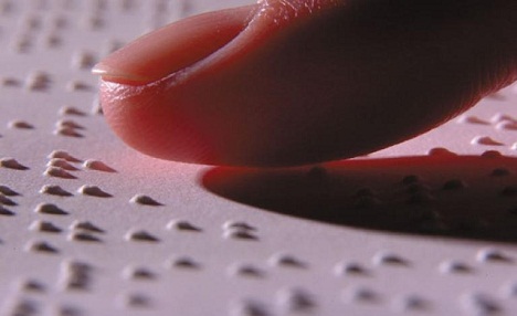 makassar-cetak-rekor-muri-buku-huruf-braille.jpg